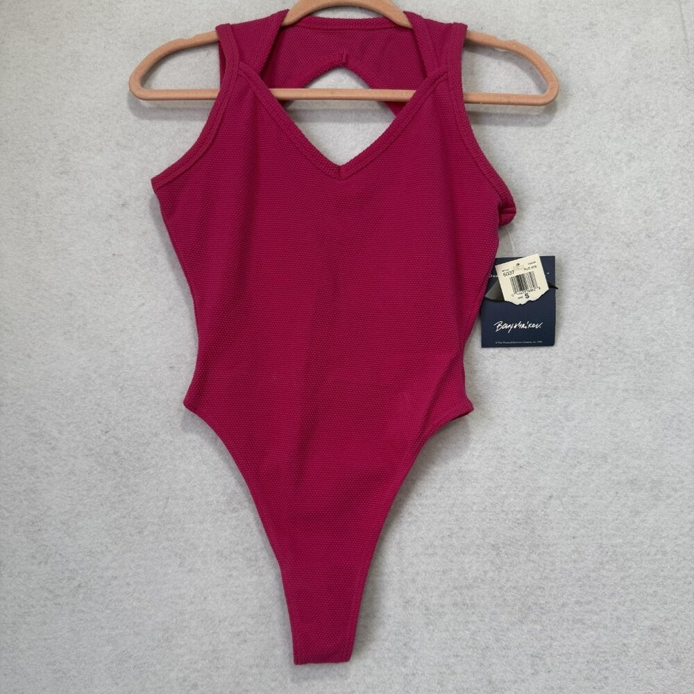 Body Wrappers Leotard Womens Small Magenta CoolMax Lined V Neck Tank Dance 6001